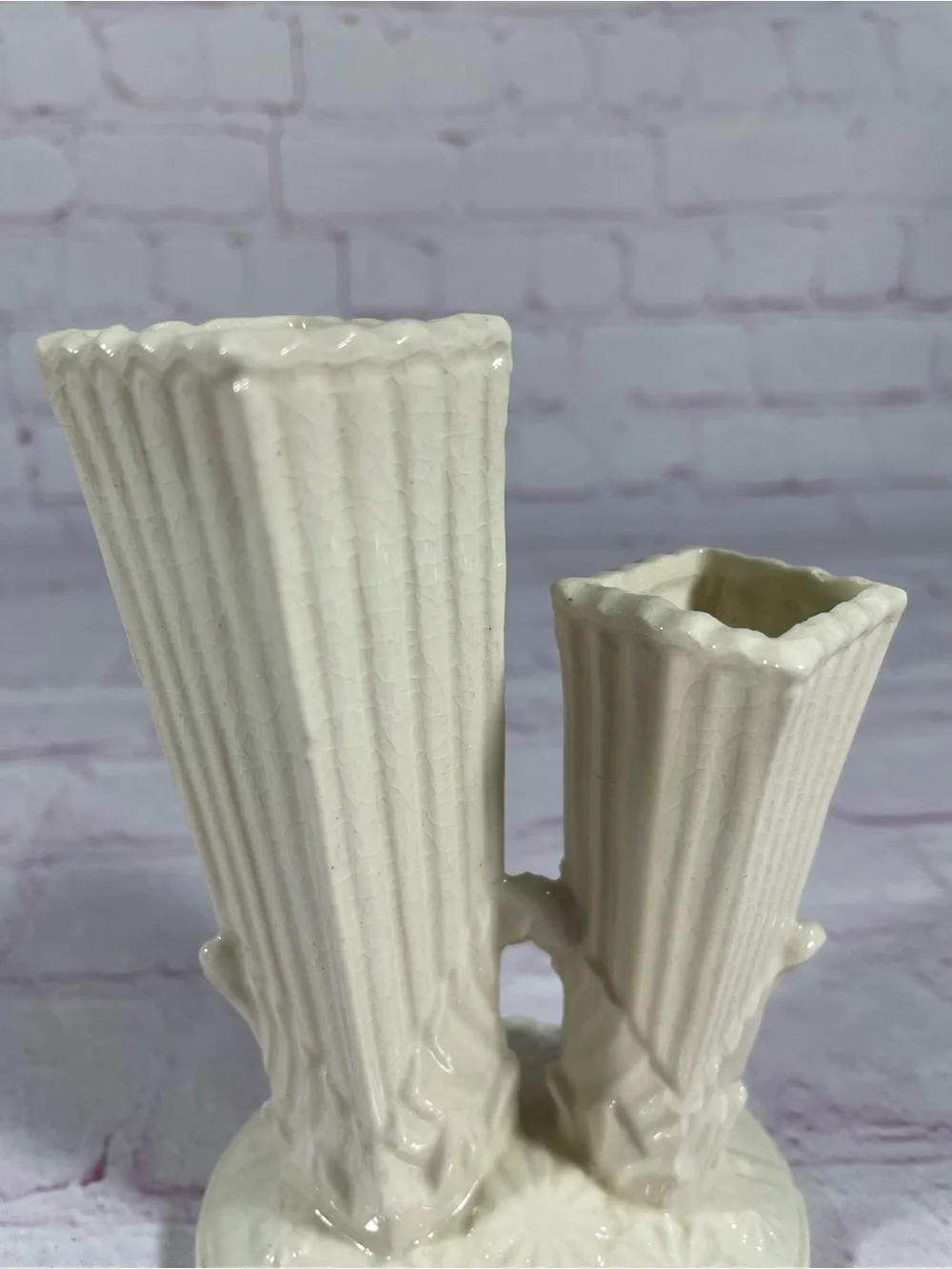 Vintage Double Gladiola Ceramic Flower Vase Made in Japan - Picture 6 of 10